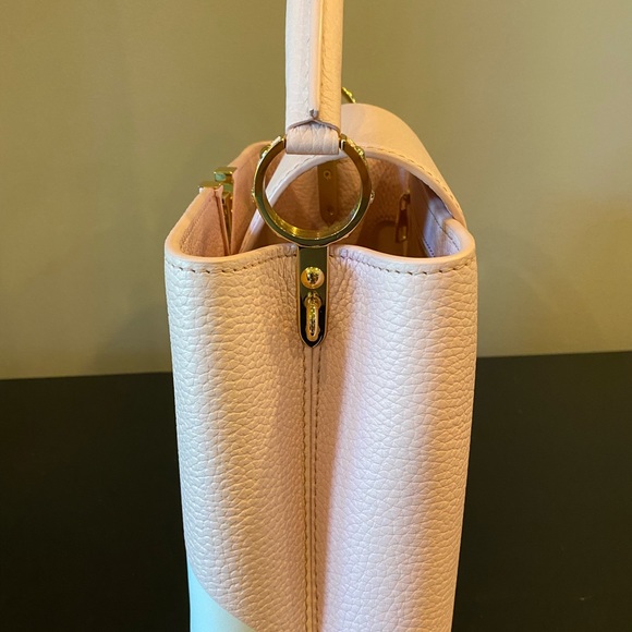 NWT 2022 Louis Vuitton Pink Capucines BB w/Flower Logo on Front in Pink/White - Picture 9 of 12